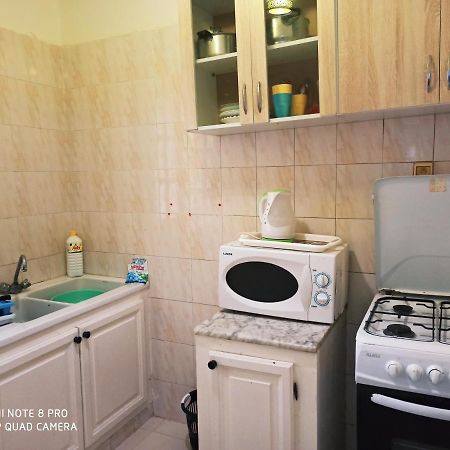 Apartment Tunis 1 Near Airport Ariana Ngoại thất bức ảnh